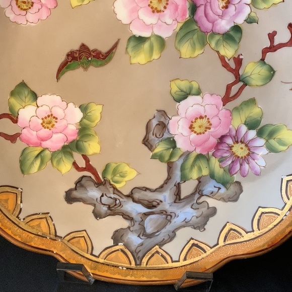 Vintage unbranded hand painted floral porcelain gilded vanity tray - Picture 7 of 12